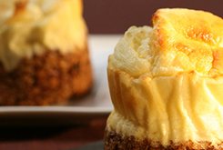 Lire la suite à propos de l’article Cheesecake cuit à la poire