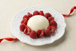 Lire la suite à propos de l’article Bavarois chocolat blanc et framboise