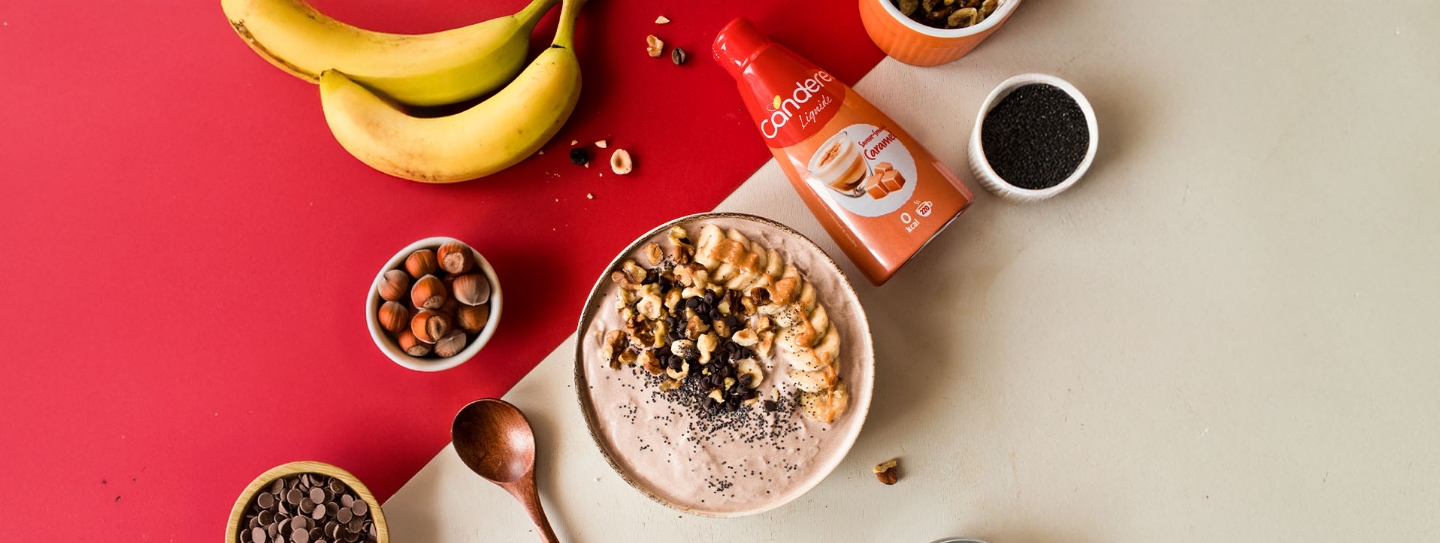 Lire la suite à propos de l’article Smoothie bowl au café saveur caramel